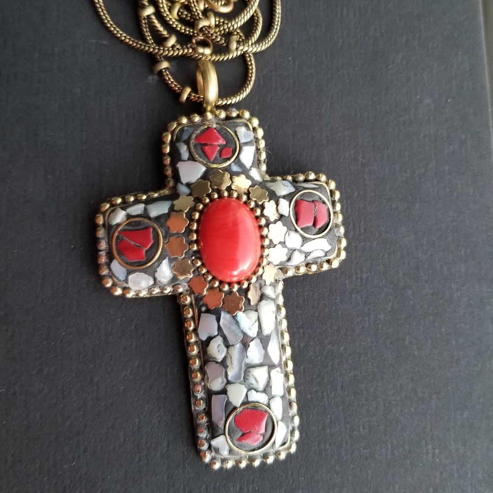 BOHO PENDANT NECKLACE MOTHER OF PEARL, RED CORAL